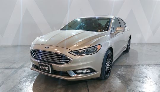 Ford • Fusion