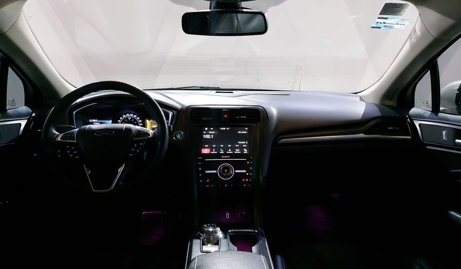 Ford Fusion 2.0 GTDI TITANIUM PLUS AT Sedan 2017