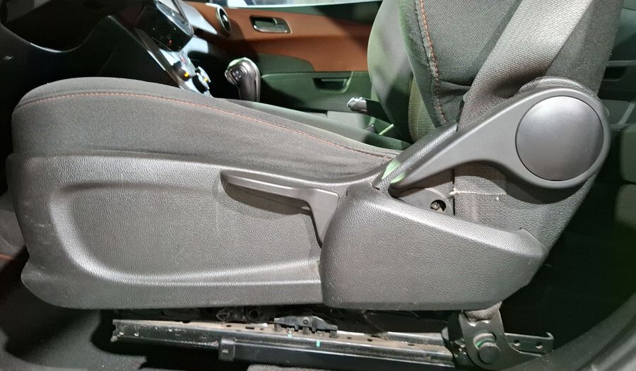 Chevrolet Sonic 1.6 AT F LTZ Sedan 2016
