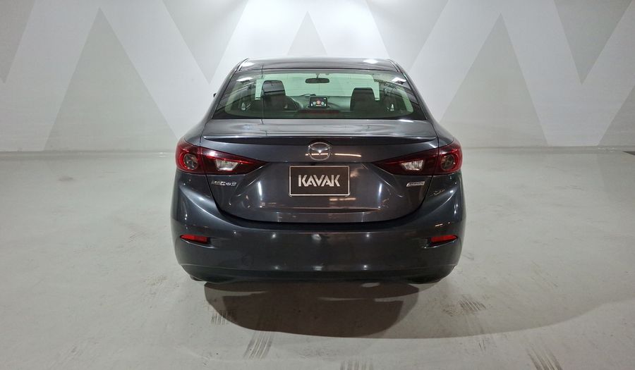 Mazda 3 2.5 SEDÁN S TA Sedan 2015