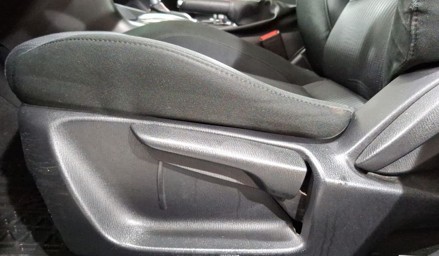 Mazda 3 2.5 SEDÁN S TA Sedan 2015