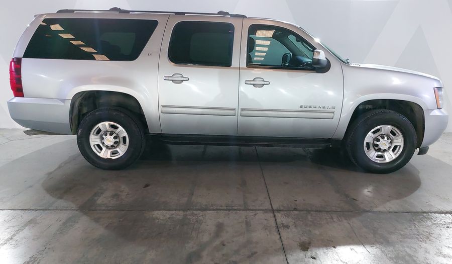 Chevrolet Suburban 6.0 G 2500 AT 4WD Suv 2013