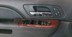 Chevrolet Suburban 6.0 G 2500 AT 4WD Suv 2013