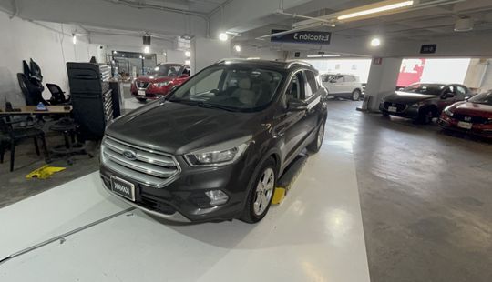 Ford • Escape