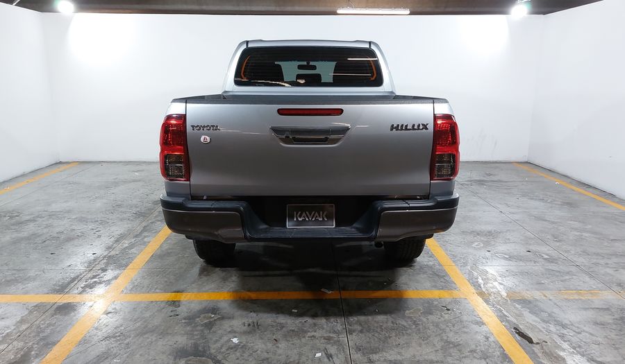 Toyota Hilux 2.7 SR DOBLE CABINA Pickup 2023
