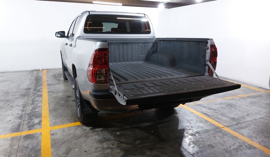 Toyota Hilux 2.7 SR DOBLE CABINA Pickup 2023