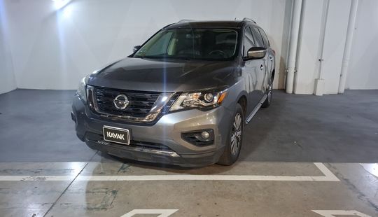 Nissan • Pathfinder