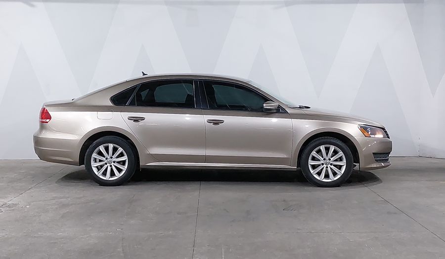 Volkswagen Passat 2.5 COMFORTLINE TIPTRONIC Sedan 2015