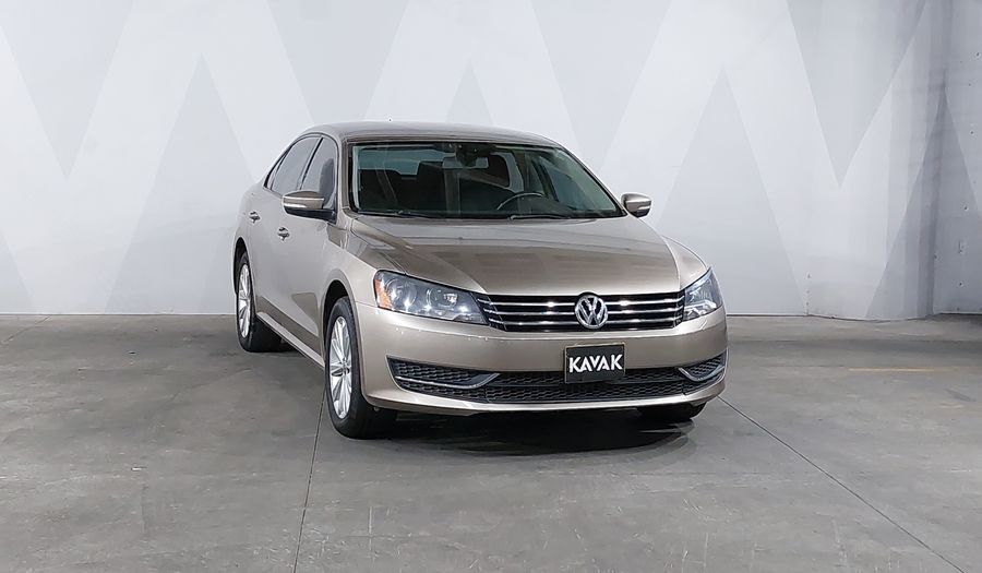 Volkswagen Passat 2.5 COMFORTLINE TIPTRONIC Sedan 2015