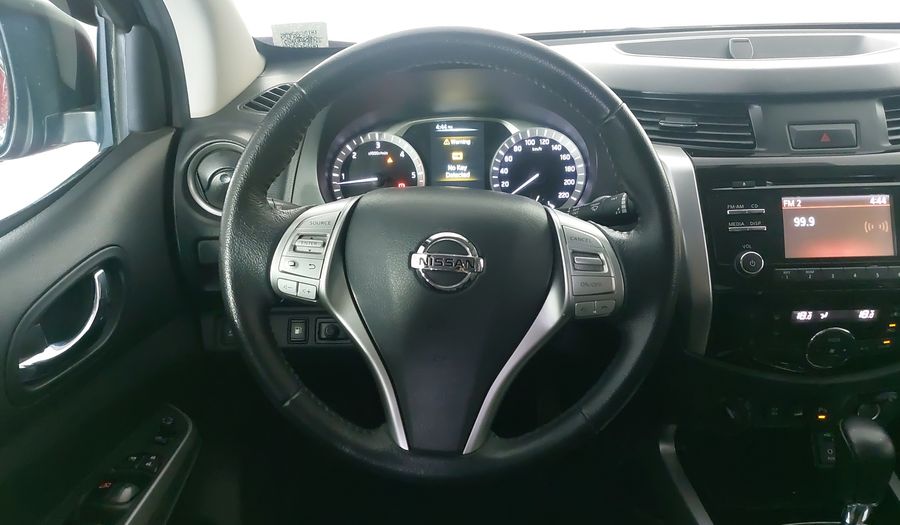 Nissan Np300 2.5 LE DIESEL AT 4WD Pickup 2016