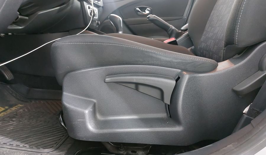 Renault Fluence 2.0 DYNAMIQUE AT Sedan 2015