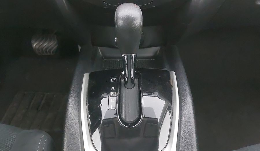 Nissan X-trail 2.5 SENSE 2 ROW CVT Suv 2015