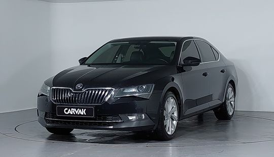 Skoda • Superb