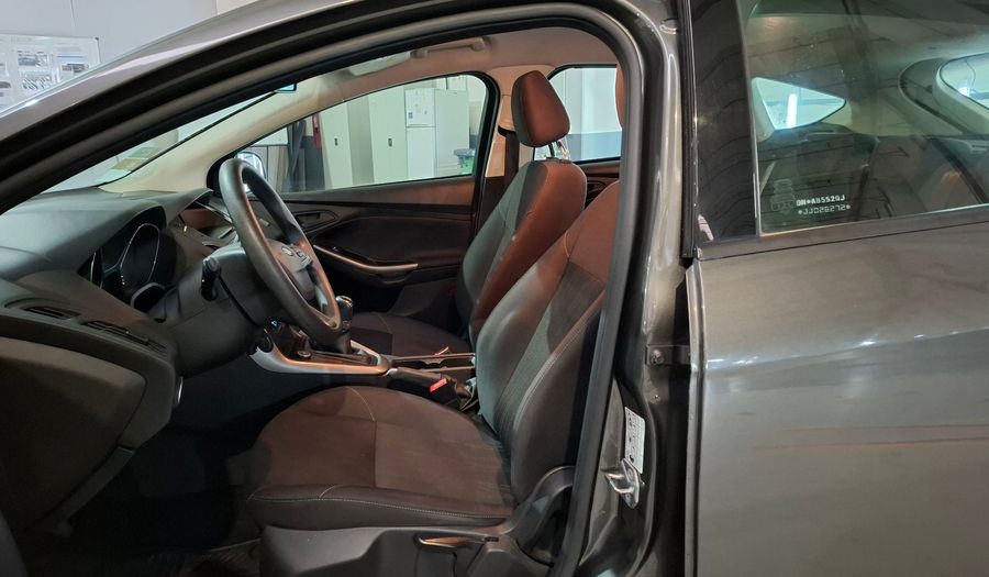 Ford Focus Iii 1.6 S Hatchback 2017