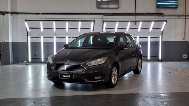Ford • Focus III