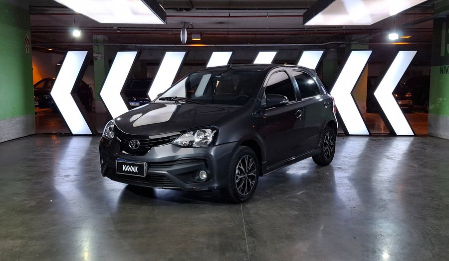 Toyota Etios 1.5 XLS PACK Hatchback 2023