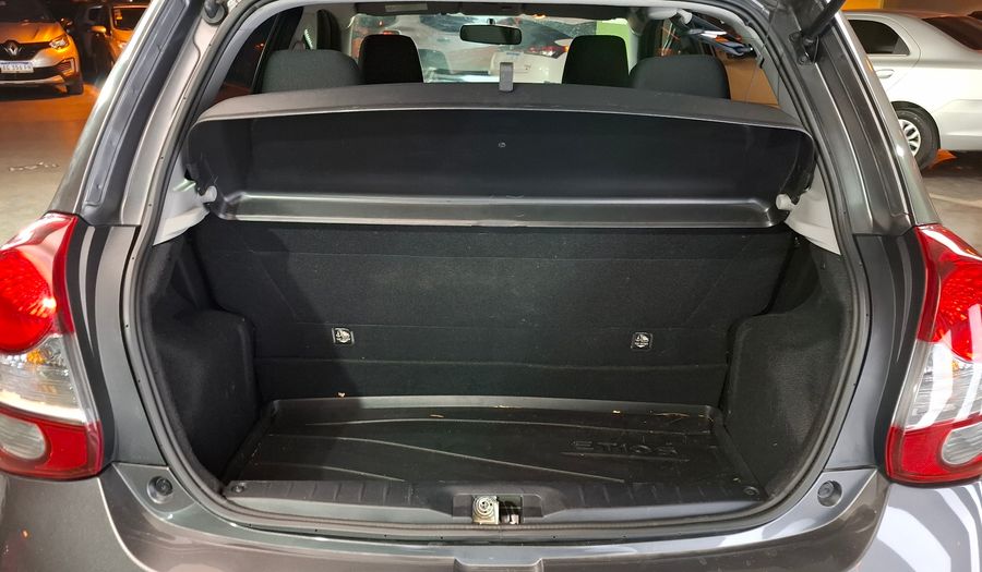 Toyota Etios 1.5 XLS PACK Hatchback 2023