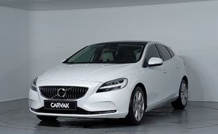 Volvo • V40