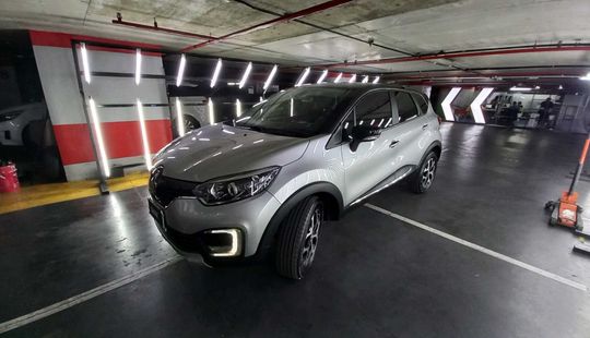 Renault • Captur