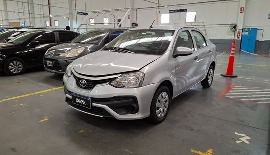 Toyota • Etios
