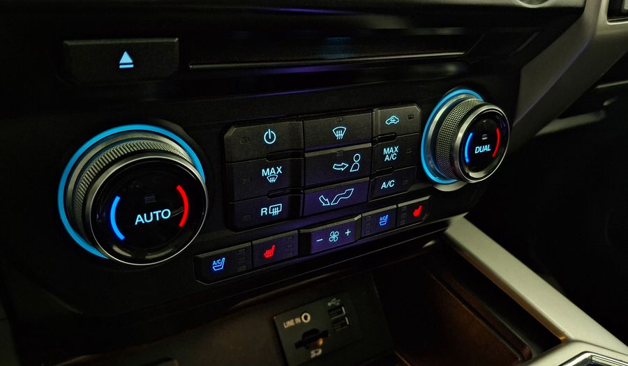 Ford F-150 5.0 LARIAT LUXURY AUTO DOUBLE CAB 4WD Pickup 2016