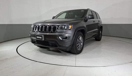 Jeep • Grand Cherokee
