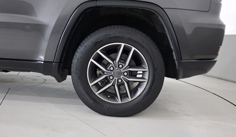 Jeep Grand Cherokee 3.6 LAREDO AUTO Suv 2021