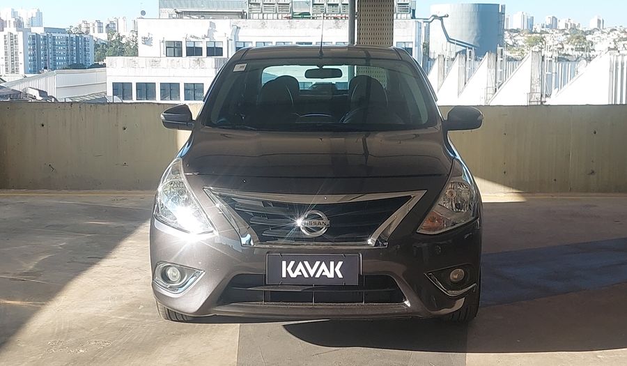 Nissan Versa START UNIQUE Sedan 2017