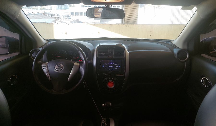 Nissan Versa START UNIQUE Sedan 2017