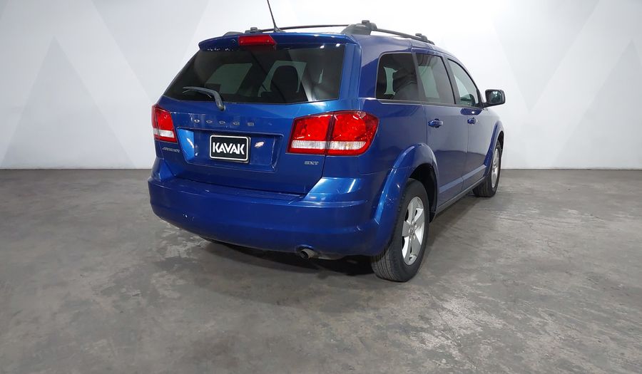 Dodge Journey 2.4 SXT 5 PASAJEROS Suv 2012