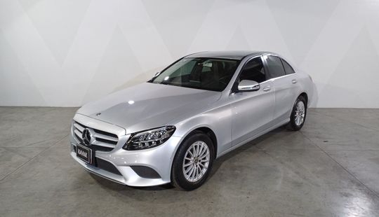 Mercedes Benz • Clase C