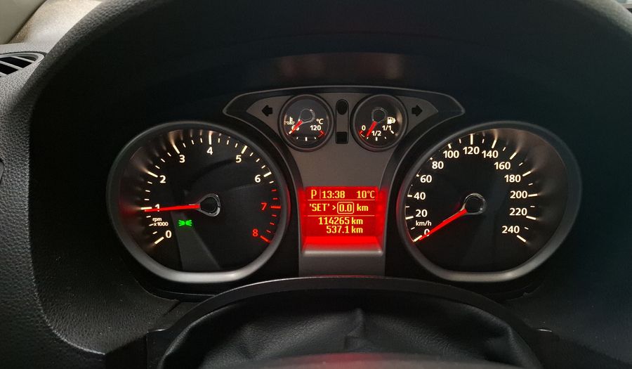 Ford Kuga 2.5T TITANIUM L AT 4X4 Suv 2013