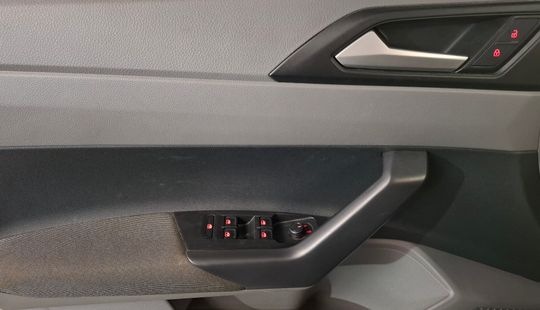 Volkswagen • Polo
