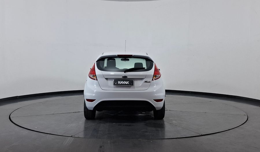 Ford Fiesta Kinetic Design 1.6 SE Hatchback 2015