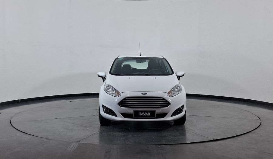 Ford Fiesta Kinetic Design 1.6 SE Hatchback 2015