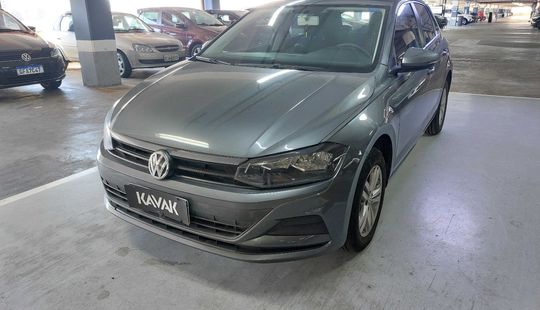 Volkswagen • Polo