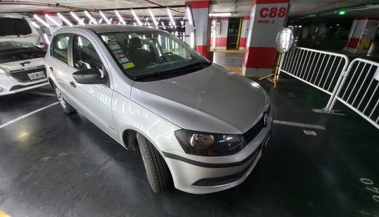 Volkswagen • Gol Trend