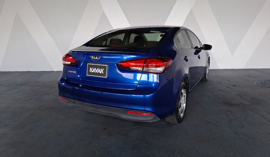 Kia Forte 2.0 LX AT Sedan 2017
