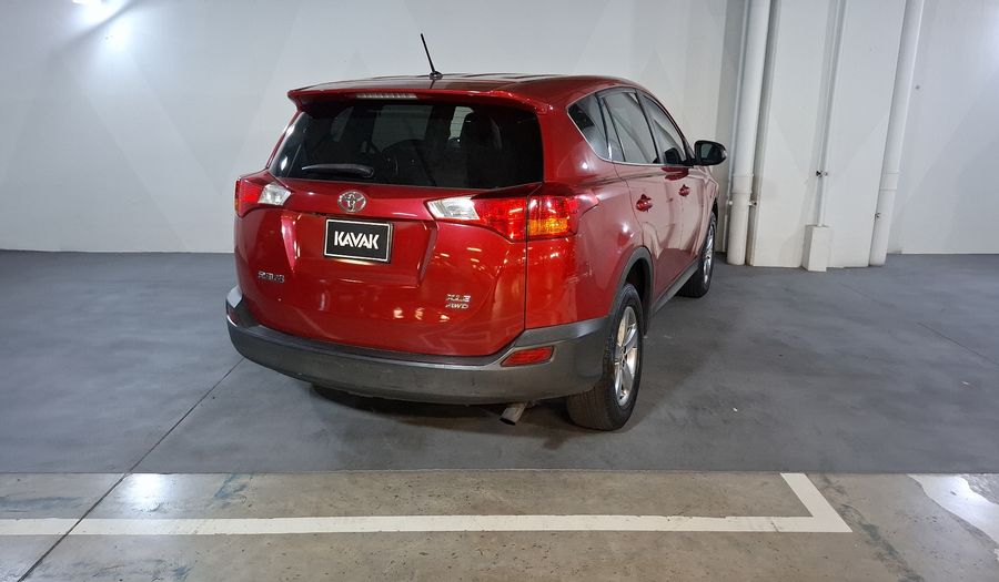 Toyota Rav4 2.5 XLE AWD AT Suv 2015