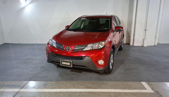 Toyota • RAV4