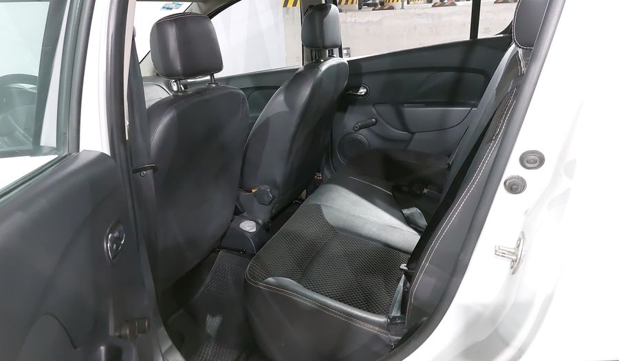 Renault Stepway 1.6 ZEN MT Hatchback 2018