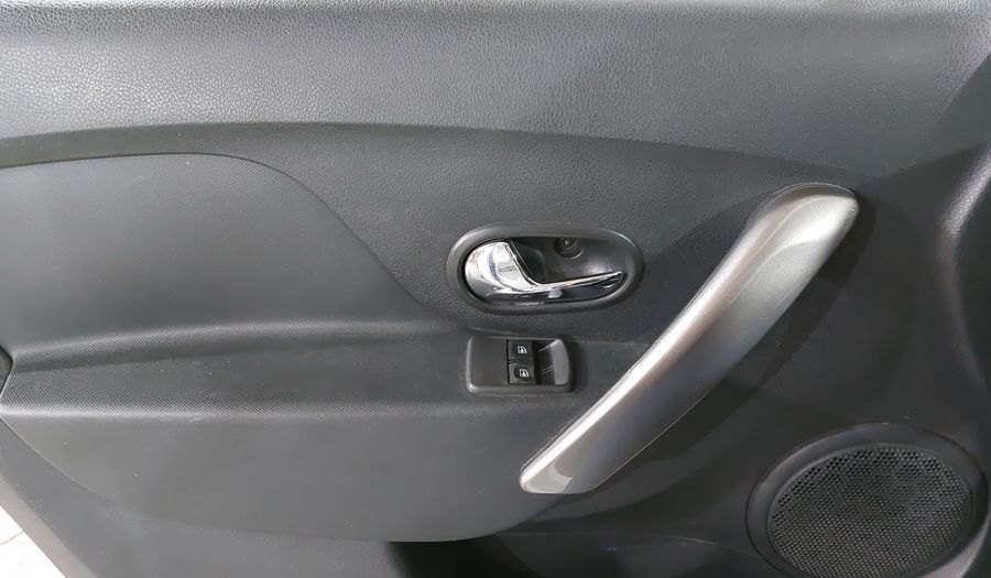 Renault Stepway 1.6 ZEN MT Hatchback 2018