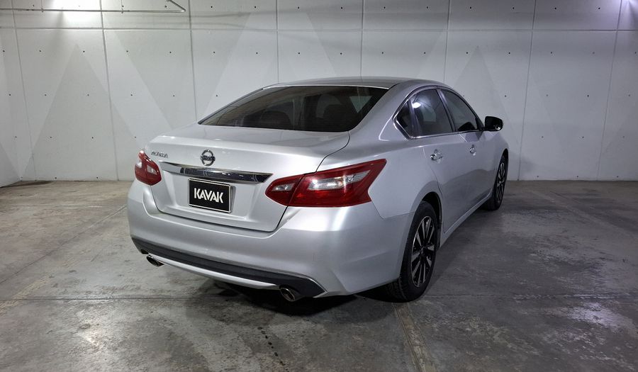 Nissan Altima 2.5 ADVANCE AUTO Sedan 2018