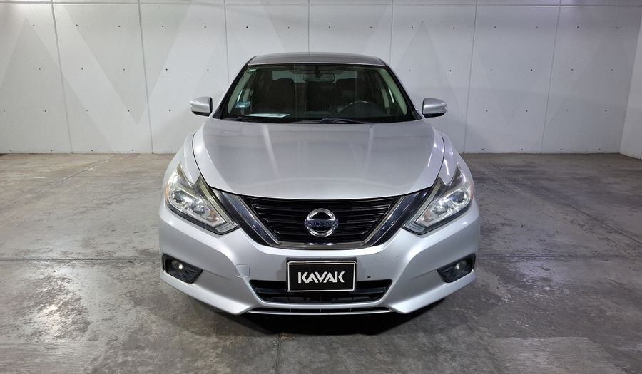 Nissan Altima 2.5 ADVANCE AUTO Sedan 2018