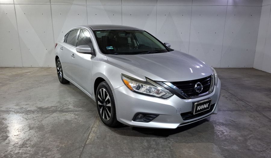 Nissan Altima 2.5 ADVANCE AUTO Sedan 2018
