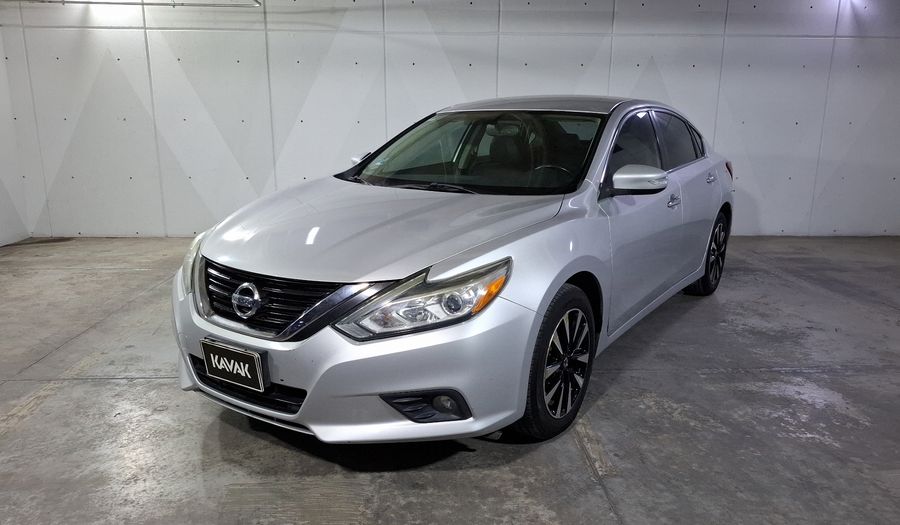 Nissan Altima 2.5 ADVANCE AUTO Sedan 2018