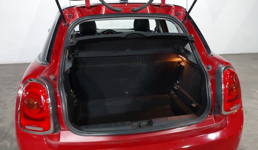 Mini Cooper 1.5 COOPER PEPPER AT Hatchback 2016