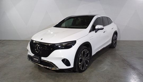 Mercedes Benz • EQE
