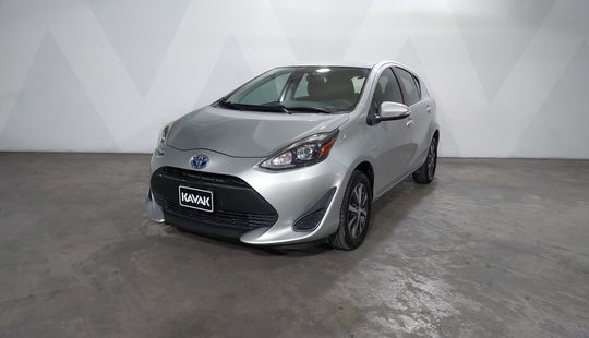 Toyota • Prius C