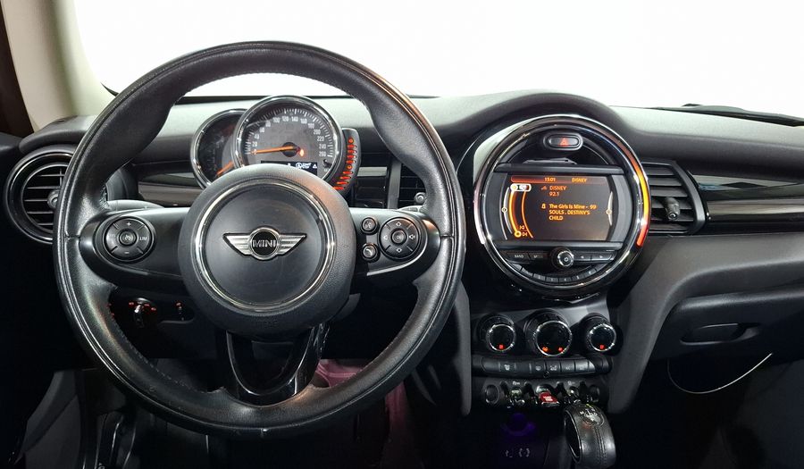 Mini Cooper 1.5 COOPER CHILI AT Hatchback 2017